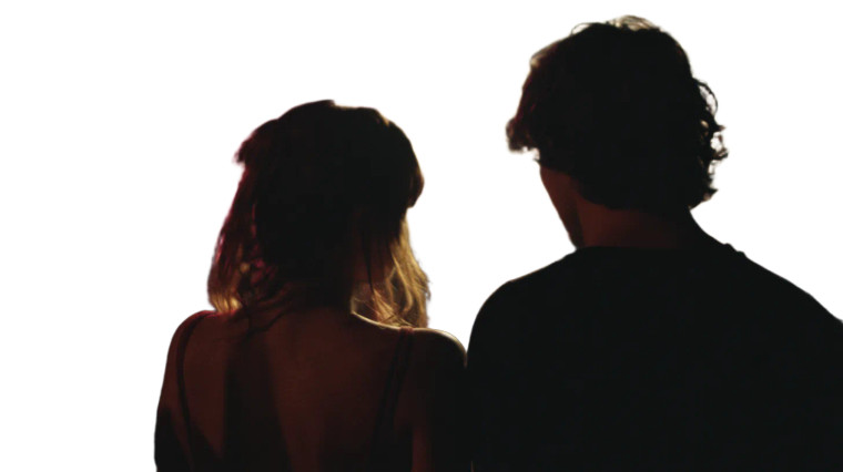 Silhouetted Couple Dancing Vinyl Car Decal Sticker – Waterproof & UV-Resistant 