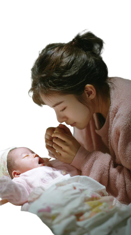 Mother Feeding Baby V4 Vinyl Car Decal Sticker – Waterproof & UV-Resistant 