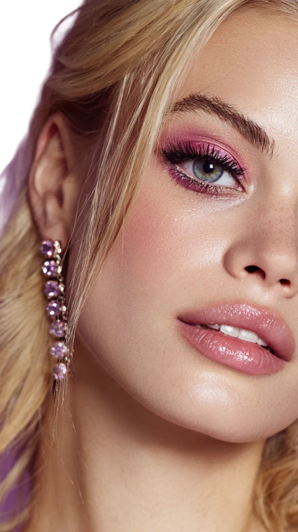 Glamorous Blonde Woman V9 Vinyl Car Decal Sticker – Waterproof & UV-Resistant 9.706666666666667"