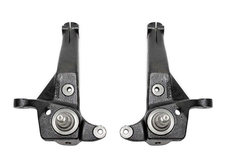 MaxTrac Spindle 703030C Direct Fit; 4 Inch Lift; Steel; Black; Set Of 2