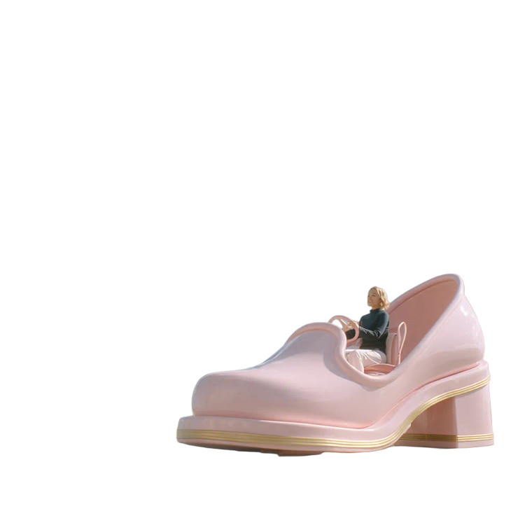 Pink High Heel Car Vinyl Car Decal Sticker – Waterproof & UV-Resistant 6.826666666666667"