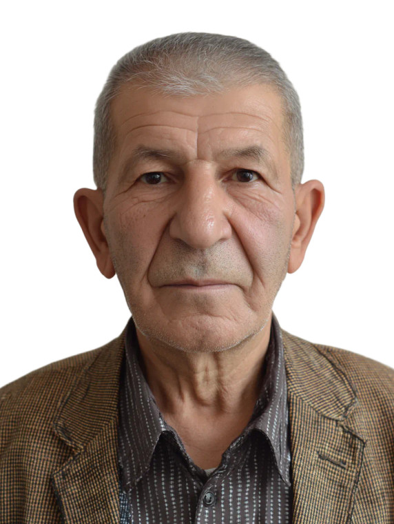 Elderly Turkish Man V5 Vinyl Car Decal Sticker – Waterproof & UV-Resistant 4.1066666666666665"