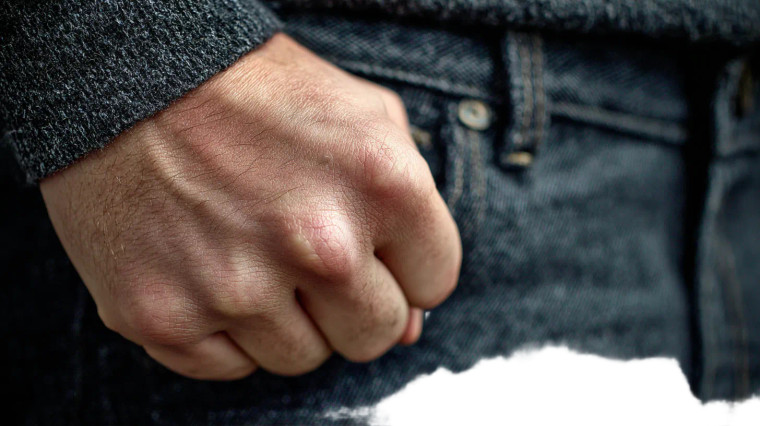 Close-Up Fist Vinyl Car Decal Sticker – Waterproof & UV-Resistant 5.4