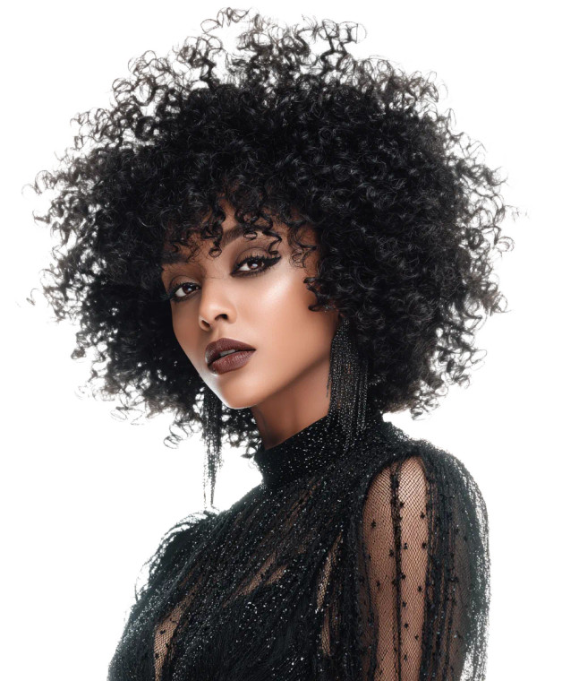 Glamorous Black Woman V13 Vinyl Car Decal Sticker – Waterproof & UV-Resistant 8.0"