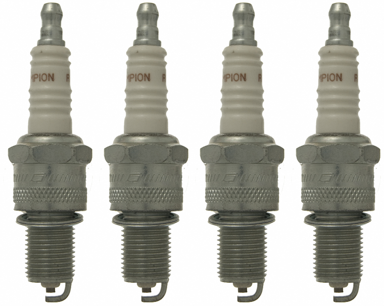 4x Champion Plugs Spark Plug | Copper Plus for Superior Performance | OE Replacement with Limited Lifetime Warranty