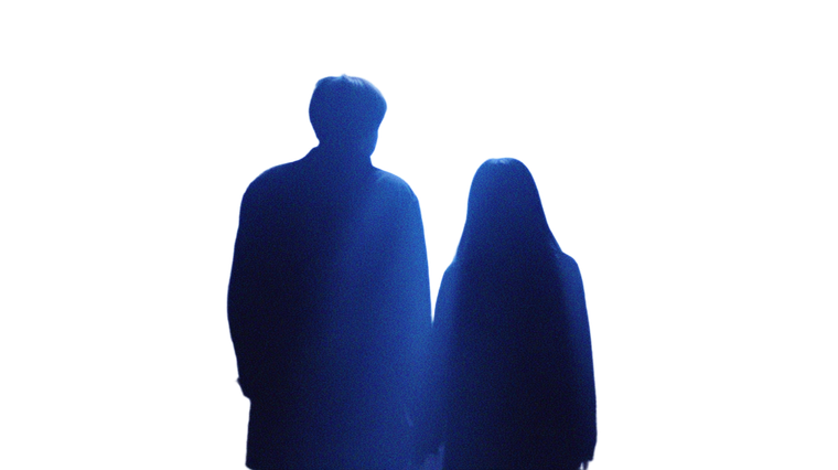Couple Entering Haunted House Vinyl Car Decal Sticker – Waterproof & UV-Resistant 5.4