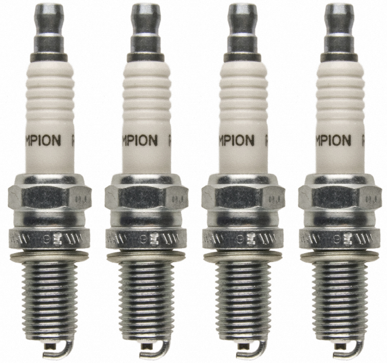 4x Champion Plugs Copper Plus Spark Plug | Accurate Heat Control, Superior Performance