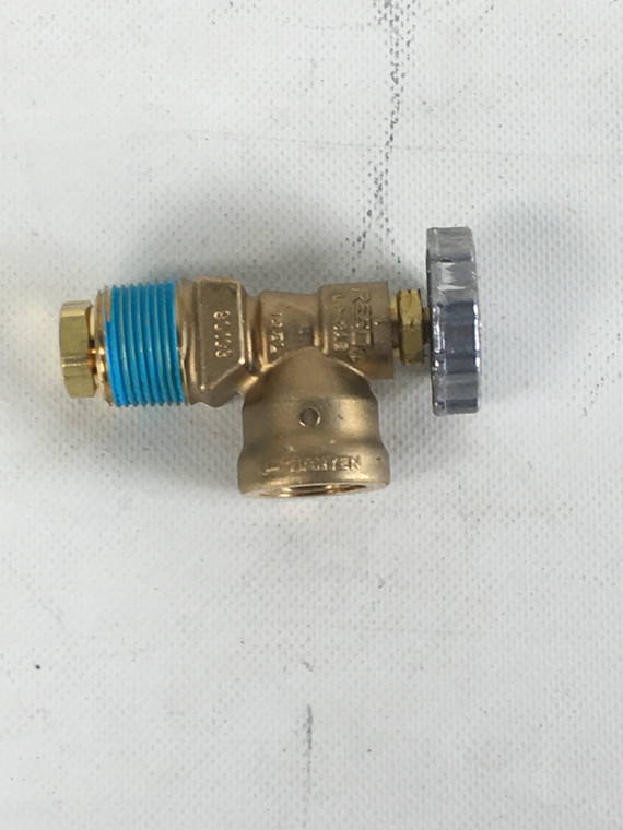 Upgrade Your Manchester Propane Tank with POL x 3/4 Inch NPT Service Valve | Includes Cap & Strap