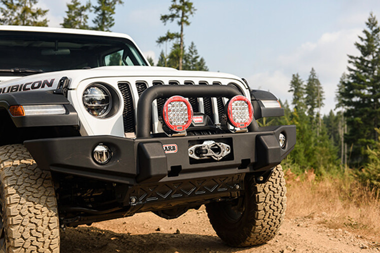 ARB 1-Piece Bumper | Fits Jeep Wrangler JL Gladiators | Stubby Bar with Grille Guard, Winch Mount, D-Ring Mounts & Jacking Points