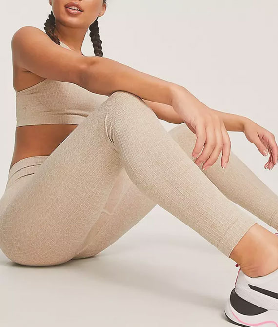 Core Seamless Crop ½ Zip