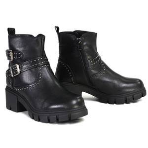 Milwaukee ladies Siren studded motorcycle boots featuring cap toe design and adjustable side straps Milwaukee ladies Siren studded motorcycle boots featuring cap toe design and adjustable side straps