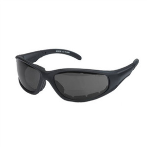 Padded bifocal motorcycle sunglasses with UV400 protection and foam padding Padded bifocal motorcycle sunglasses with UV400 protection and foam padding