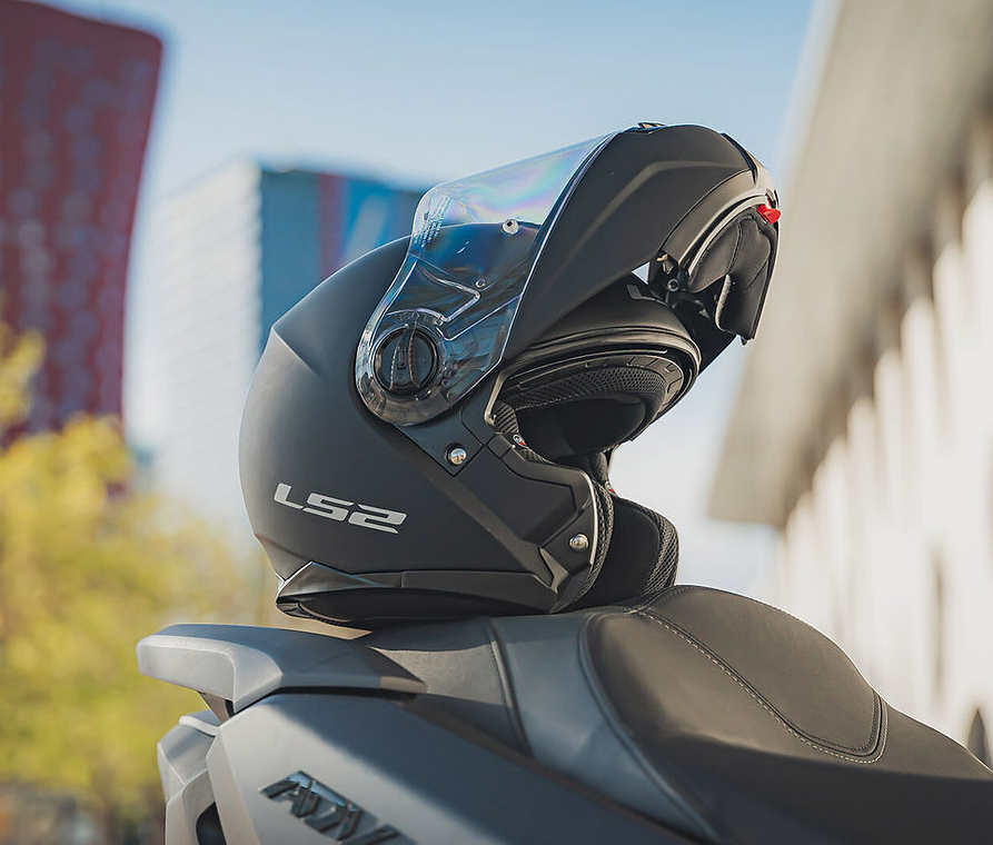 motorcycle-helmets, beanie, full face, open face
