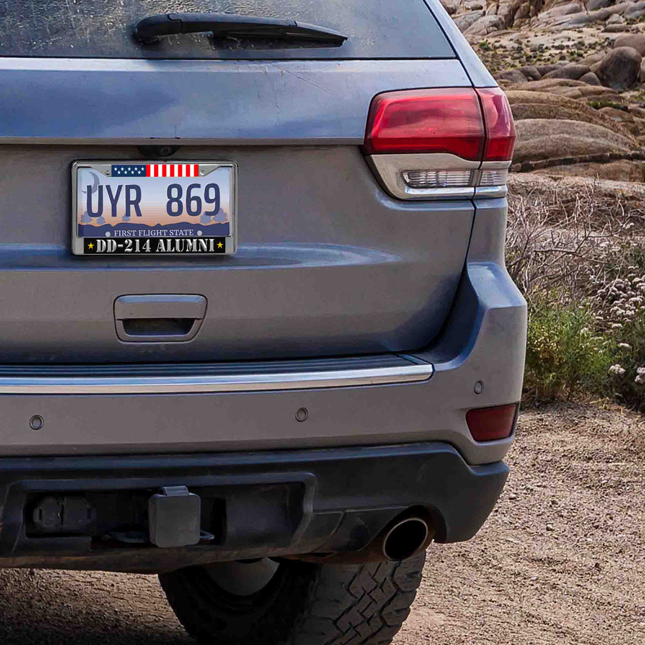Veteran DD-214 Alumni & US Flag Chrome License Plate Frame