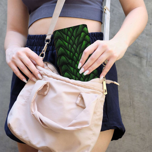 Green Dragon Scale Leather Wallet With Clasp