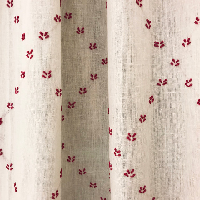 Footprints 43Sj101 by JF Designer Fabric JF Studio 86% Linen, 12% Viscose, 2% Cotton India Horizontal: 8.5 and Vertical: 10.25 54 - Swanky Fabrics -