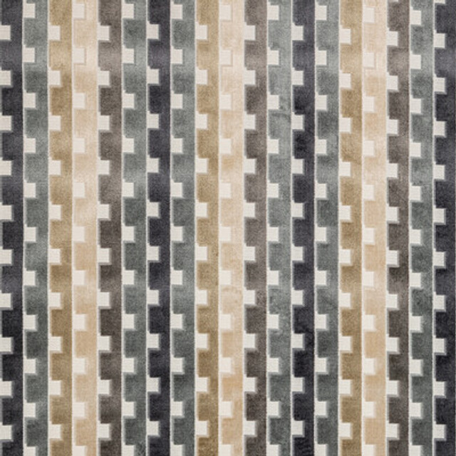 36450.1611.0 by Kravet Fabric Kravet Fabric 36450.1611.0Fabric VISCOSE - 46%;RECYCLED COTTON - 31%;POLYESTER - 23% Belgium </p><p>Repeat: H: 9.125, V: 3 53.5 - Fabric Carolina -