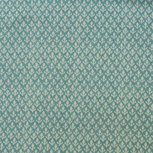 AM100379.13.0 by Kravet Fabric Kravet Fabric AM100379.13.0Fabric ANDREW MARTIN GARDEN PATH VISCOSE - 82%;LINEN - 18% United Kingdom </p><p>Repeat: H: 5.98, V: 5.94 53.94 - Fabric Carolina -