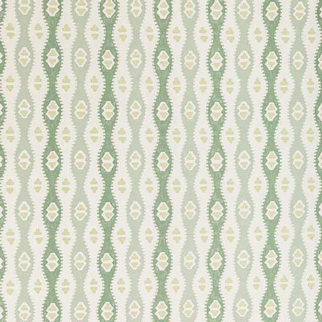 P2020113.23.0 by Lee Jofa Wallcovering Lee Jofa Wallcovering P2020113.23.0Wallcovering AVONDALE WALLPAPER WOOD PULP - 45%;BINDER - 20%;MINERAL FILLERS - 20%;POLYESTER - 15% United States </p><p>Repeat: H: 13.5, V: 6.25 27 - Fabric Carolina -