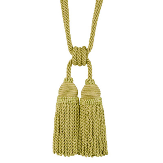 T8012112.34.0 by Brunschwig & Fils Trim Brunschwig & Fils Trim T8012112.34.0Trim LE COEUR PASSEMENTERIE VISCOSE - 70%;COTTON - 20%;WOOD - 10% France </p><p>Repeat: H: , V: 35 - Fabric Carolina -