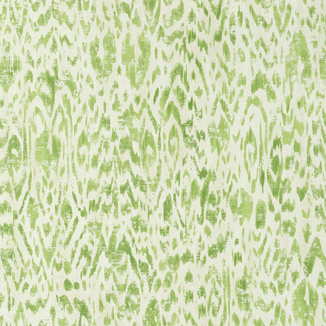 Carlotta Green T75455 by Thibaut Wallpaper Thibaut Wallpaper Carlotta Green T75455Wallpaper Dynasty Non-Woven Vinyl Wallpaper ITALY </p><p>Repeat: V: 26.5 27 - Fabric Carolina -