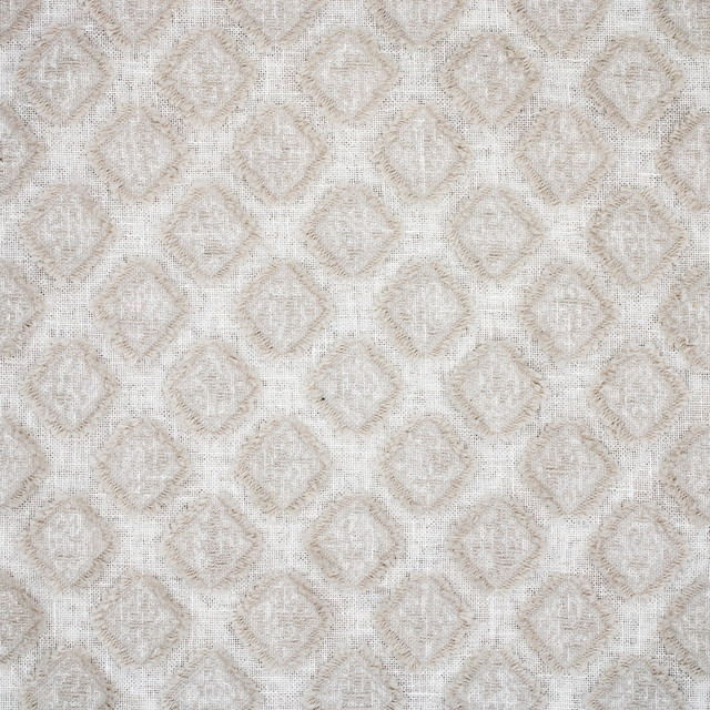 S6380 Fog by Greenhouse Designer Fabric 86% Cotton, 14% Polyester India DRAPERY </p><p>Repeat: 1.1" H, 1.9" V 55" - Swanky Fabrics -