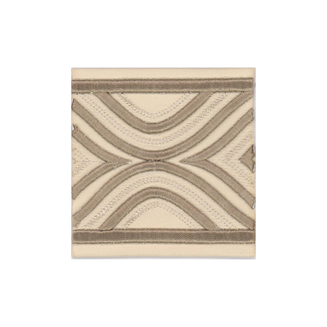 Tonkin Tape 1 Putty by Marcus William Trim Marcus William Trim Tonkin Tape 1 PuttyTrim PERSUASIONS TRIM 100%COT %BEMB INDIA </p><p>Repeat: H: 5.000, V: 0.000 3.25 in - Fabric Carolina -