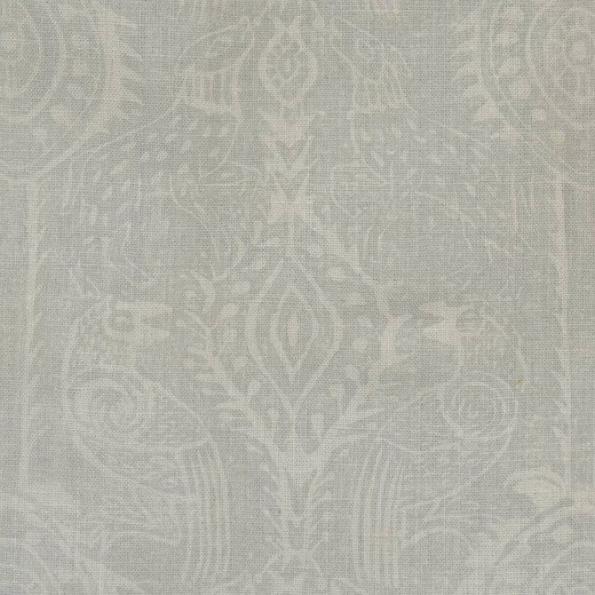 Beasties Grey by Lee Jofa Wallcovering Lee Jofa Wallcovering Beasties GreyWallcovering BLITHFIELD PAPER - 100% United Kingdom </p><p>Repeat: H: 10.5, V: 10.75 52.75 - Fabric Carolina -