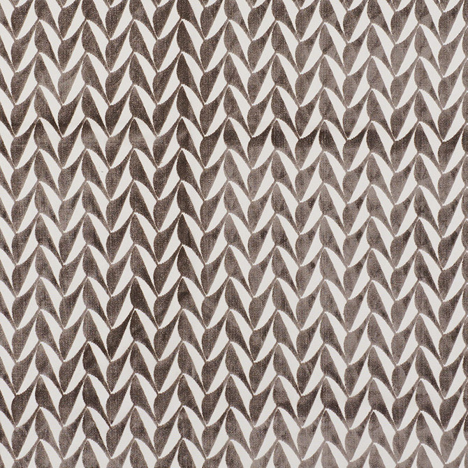 Spades Taupe 71234 by Schumacher Designer Fabric DAVID KAIHOI COTTON 89% POLYESTER 11% UNITED STATES OF AMERICA </p><p>Repeat: Horizontal: 2 1/2" (6CM) and Vertical: 1 3/4" (4CM) 50.5 - Swanky Fabrics -