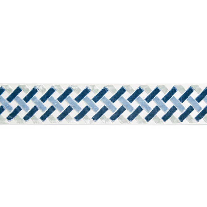 Parquet Velvet Tape/Blue Lagoon by Scalamandre Trim Scalamandre Trim Parquet Velvet Tape/Blue LagoonTrim PACIFICA 50% VISCOSE 50% COTTON INDIA </p><p>Repeat: H: 1.5", V: 3.75" - Fabric Carolina -
