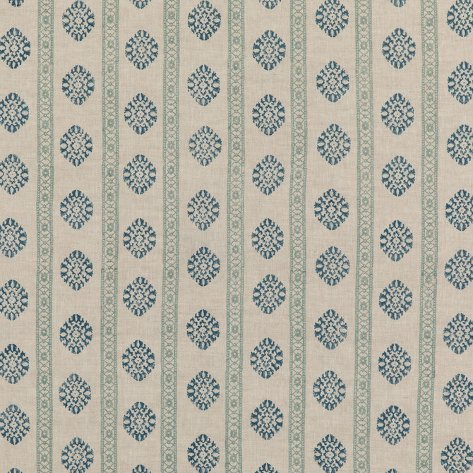 Alma Aqua by G P & J Baker Fabric G P & J Baker Fabric Alma AquaFabric COROMANDEL SMALL PRINTS LINEN - 100% India </p><p>Repeat: H: 7.683, V: 3.94 53.978 - Fabric Carolina -