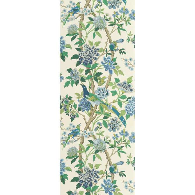Hydrangea Bird Emerald/Blue by G P & J Baker Wallcovering G P & J Baker Wallcovering Hydrangea Bird Emerald/BlueWallcovering SIGNATURE II WALLPAPERS NON WOVEN - 100% United Kingdom </p><p>Repeat: H: 27.58, V: 44.522 27.58 - Fabric Carolina -
