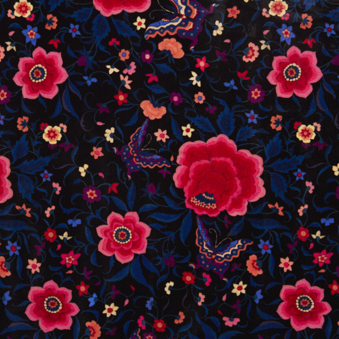 La Habana Velvet Habana Velvet Black by Clarke And Clarke Fabric Clarke And Clarke Fabric La Habana Velvet Habana Velvet BlackFabric CLARKE & CLARKE OASIS WP & FABRIC POLYESTER - 100% Spain </p><p>Repeat: H: , V: 54.375 - Fabric Carolina -