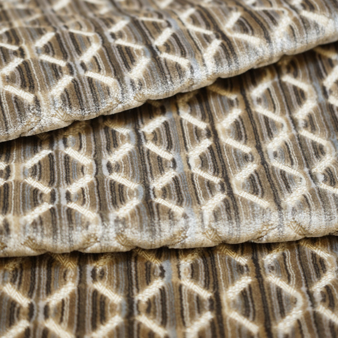 Alto 94Sj101 by JF Designer Fabric JF Studio 85% Viscose, 15% Polyester Italy Horizontal: 1 and Vertical: 1.125 55 - Swanky Fabrics -