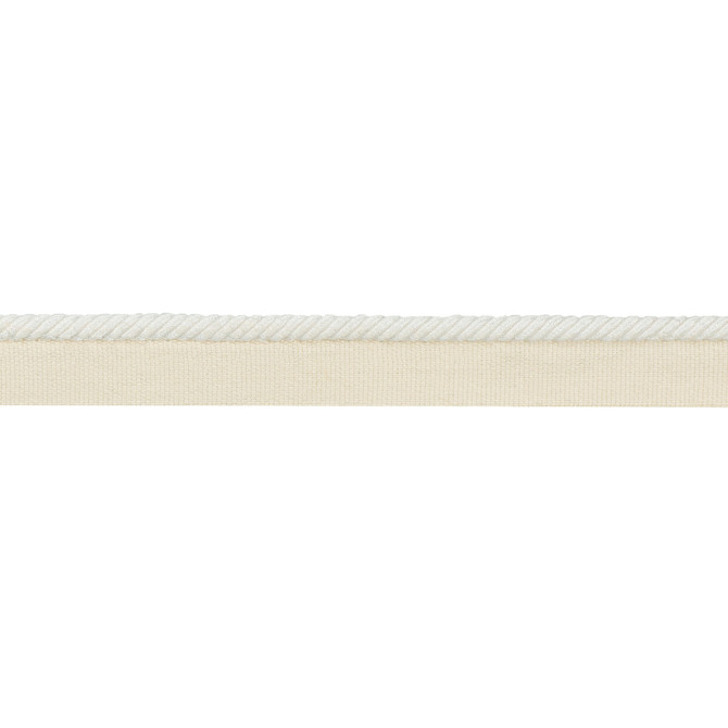 Picardy Cord Snow by Brunschwig & Fils Trim Brunschwig & Fils Trim Picardy Cord SnowTrim PASSEMENTERIE VOLUME I COTTON - 60%;VISCOSE - 40% France </p><p>Repeat: H: 0, V: 0 0.18 - Fabric Carolina -