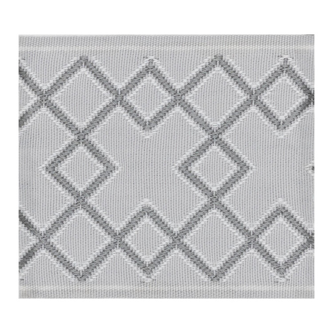 Diamonds Tape 3 Platinum by Stout Trim Stout Trim Diamonds Tape 3 PlatinumTrim SMALL WONDERS TRIM 52%SVI 48%POL CHINA </p><p>Repeat: H: 1.750, V: 0.000 3.25 in - Fabric Carolina -