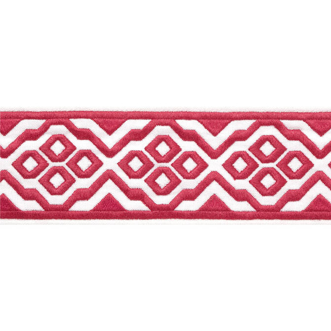 Belinda Tape Peony E12187 by Thibaut Fabric Thibaut Fabric Belinda Tape Peony E12187Fabric Tapes & Trims Volume 3 54% Cotton, 36% Linen, 10% Spun Poly INDIA </p><p>Repeat: V: 2.5 2.875 - Fabric Carolina -