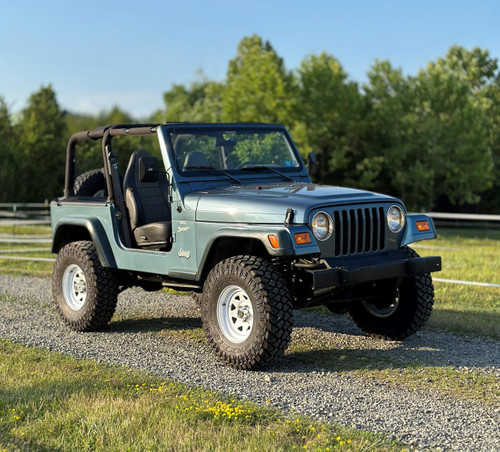 Freedom Off-Road Adjustable Upper and Lower Control Arms 0-8" Lift (8 pc Kit) #FO-J705FU-ADJ+FO-J705RU-ADJ+FO-J705L-ADJ(2) 