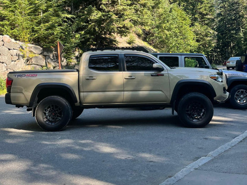 Freedom Off-Road 3" Front Steel Strut Spacers / 2" Rear Lift Blocks w/ U Bolts #FO-T601-KIT 