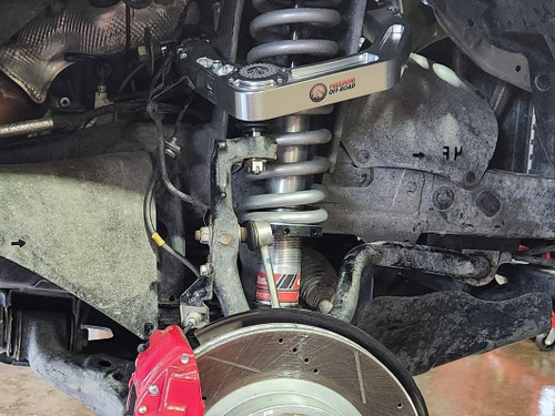 Freedom Off-Road Billet Front Upper Control Arms + OEM Replacement Lower Control Arms for 2-4" Lift #FO-T701FU-BT+FO-T701FL 