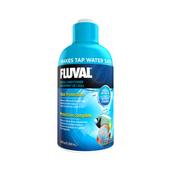 Fluval AquaPlus Water Conditioner 16.9 oz 015561183444