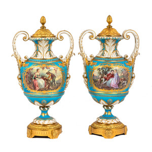 Fine Quality Pair of Elegant Gilt Bronze Mounted Sèvres Porcelain Urns Fine Quality Pair of Elegant Gilt Bronze Mounted Sèvres Porcelain Urns
