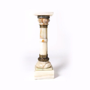 Fine Ormolu Mounted French Victorian Onyx Pedestal Fine Ormolu Mounted French Victorian Onyx Pedestal