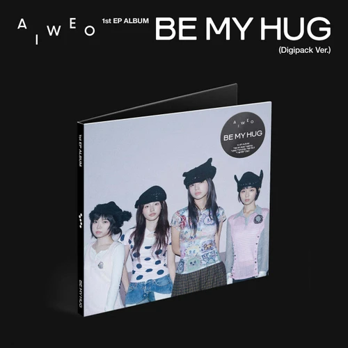 A I W E O 1st EP [BE MY HUG] PHOTO BOOK Ver.