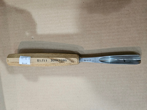 Pfeil Woodcarving Tools Preowned at Art from the Bark