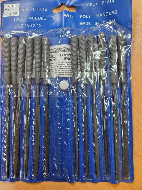 Preowned woodcarving tools and accessories