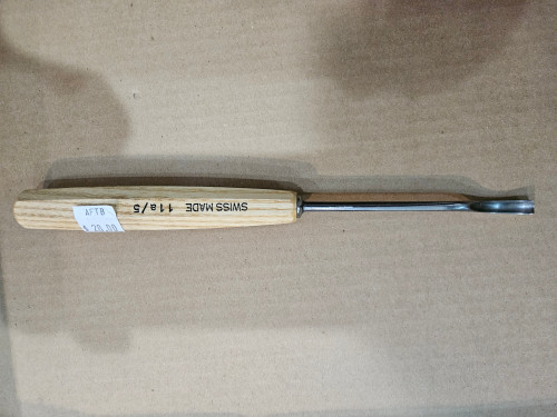 Pfeil Woodcarving Tools Preowned at Art from the Bark