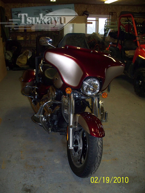 Black Paint 6x9 Batwing Fairing Kawasaki Nomad 1700 (Disclaimer: Part Only, bike is only used for illustrative purposes)