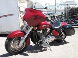 Black Paint Batwing GPS Fairing with 6"x 9" Speakers & Stereo Suzuki Marauder VZ1600 (Disclaimer: Part Only, bike is only used for illustrative purposes)