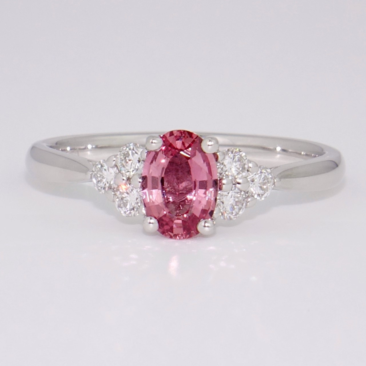 Oval padparadscha store sapphire